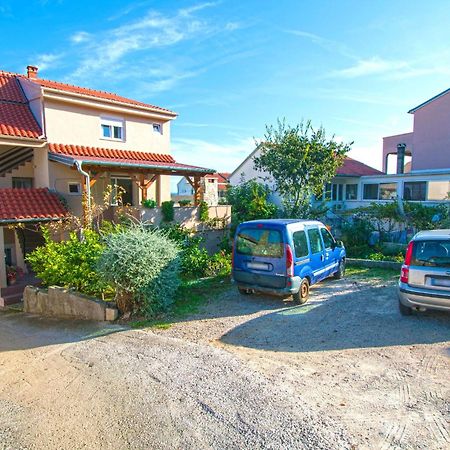 Apartment Marin Tkon Εξωτερικό φωτογραφία