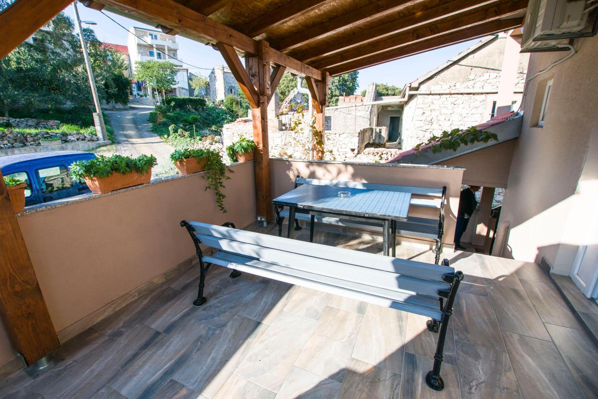 Apartment Marin Tkon Εξωτερικό φωτογραφία