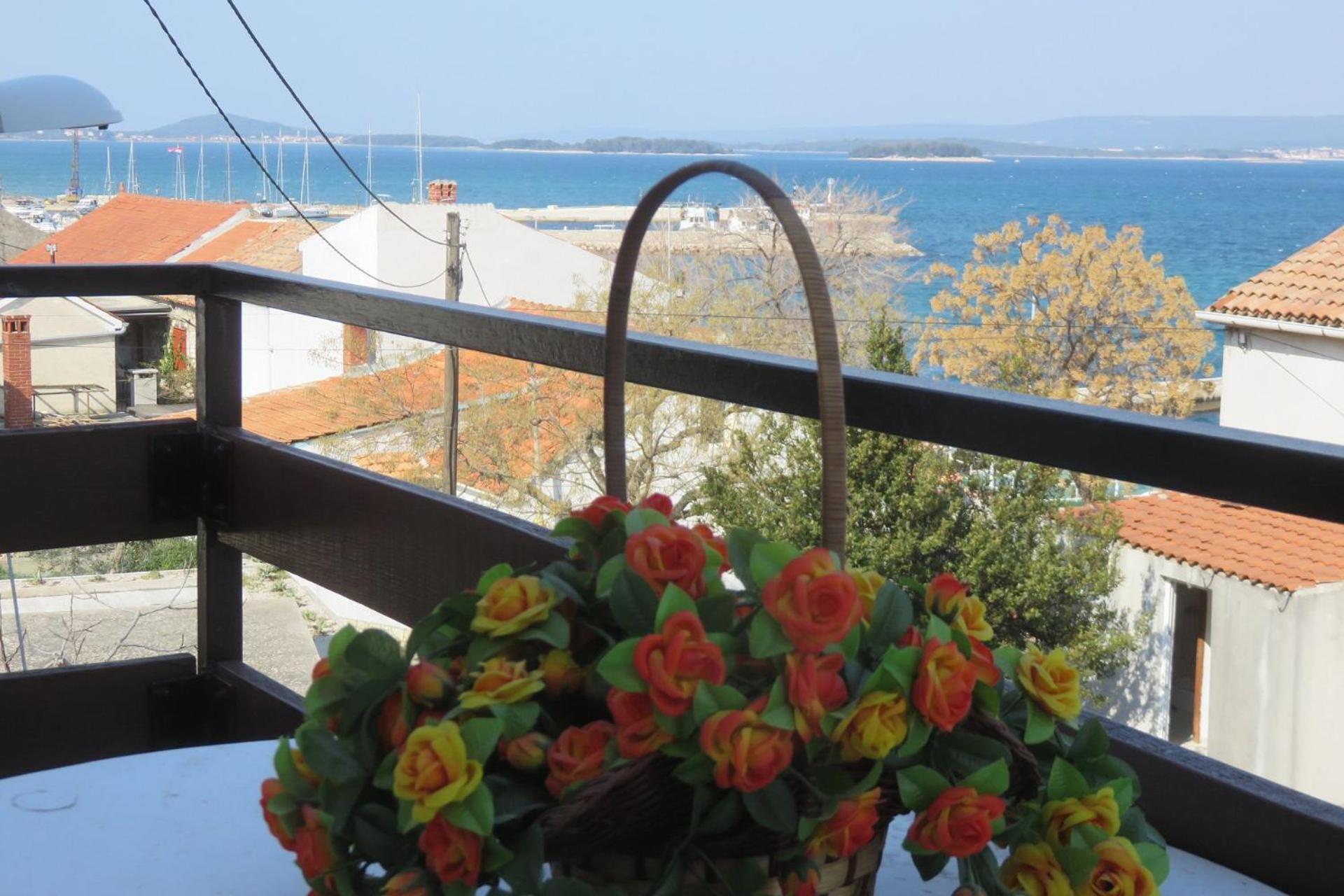 Apartment Marin Tkon Εξωτερικό φωτογραφία