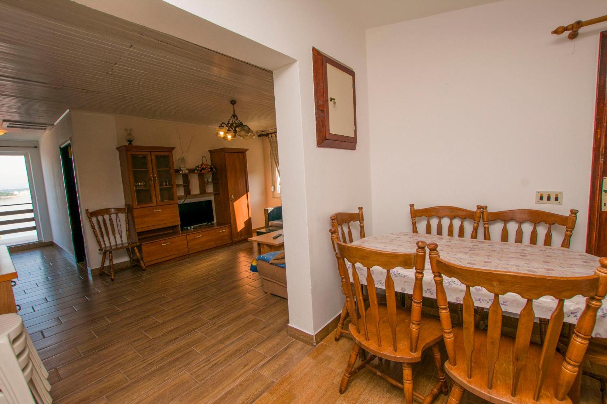 Apartment Marin Tkon Εξωτερικό φωτογραφία