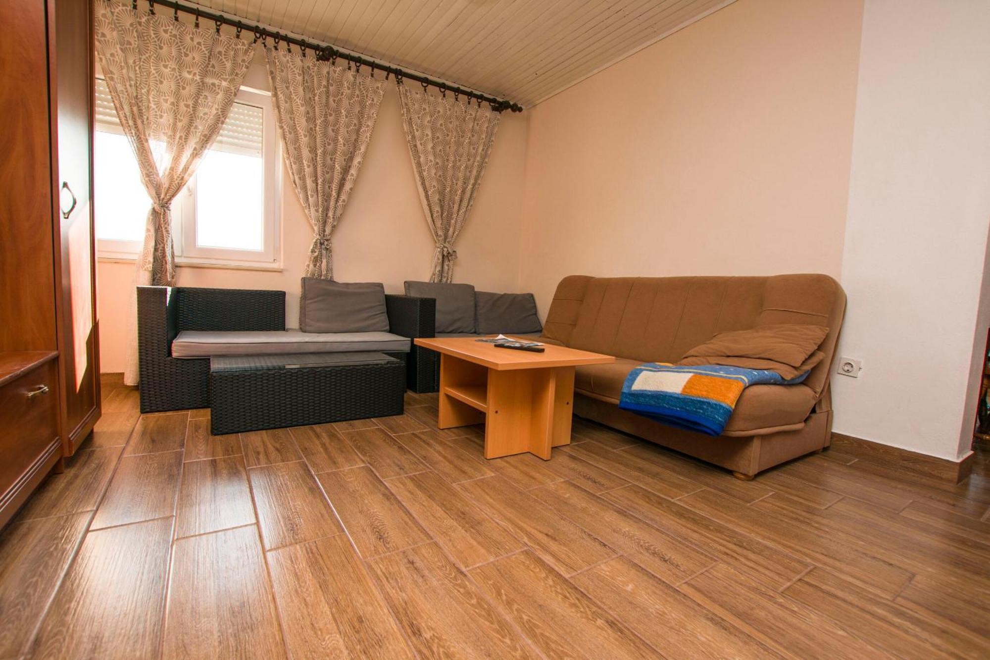 Apartment Marin Tkon Εξωτερικό φωτογραφία